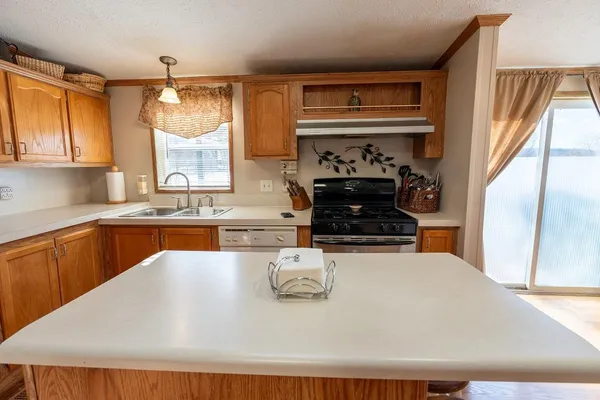 $325,000 | W388 Albany K, Mondovi, WI 54755