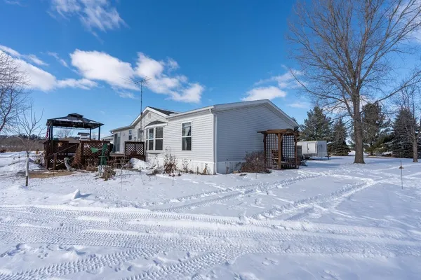 $325,000 | W388 Albany K, Mondovi, WI 54755