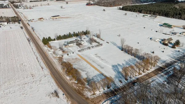 $325,000 | W388 Albany K, Mondovi, WI 54755