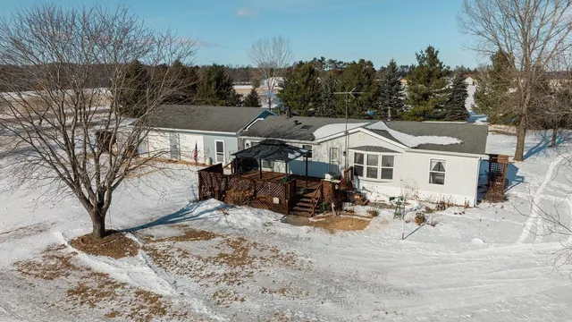 $325,000 | W388 Albany K, Mondovi, WI 54755