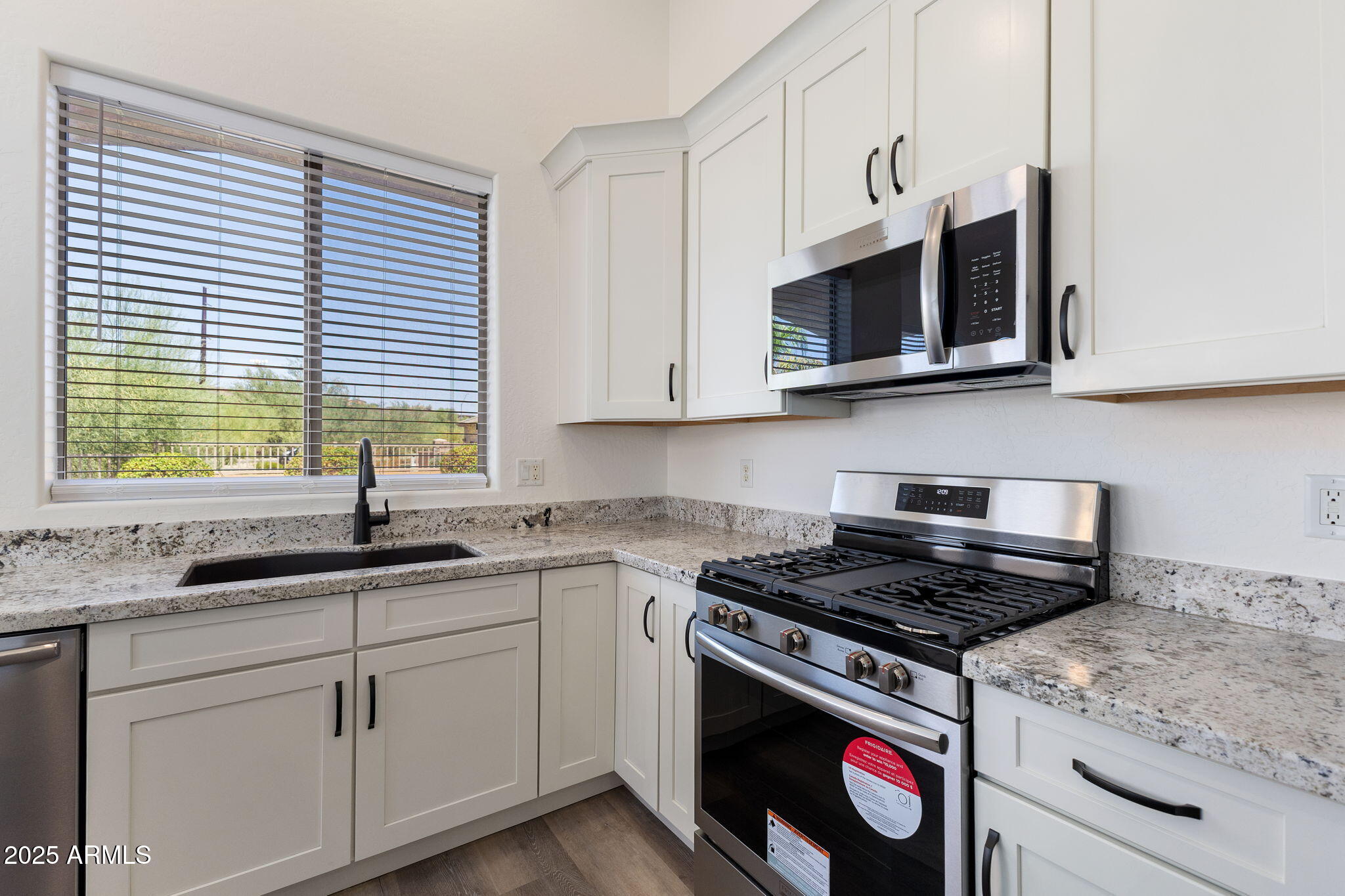 6602 West Rowel Road Phoenix, AZ 85083 - Photo 7 of 21 Kitchen 2