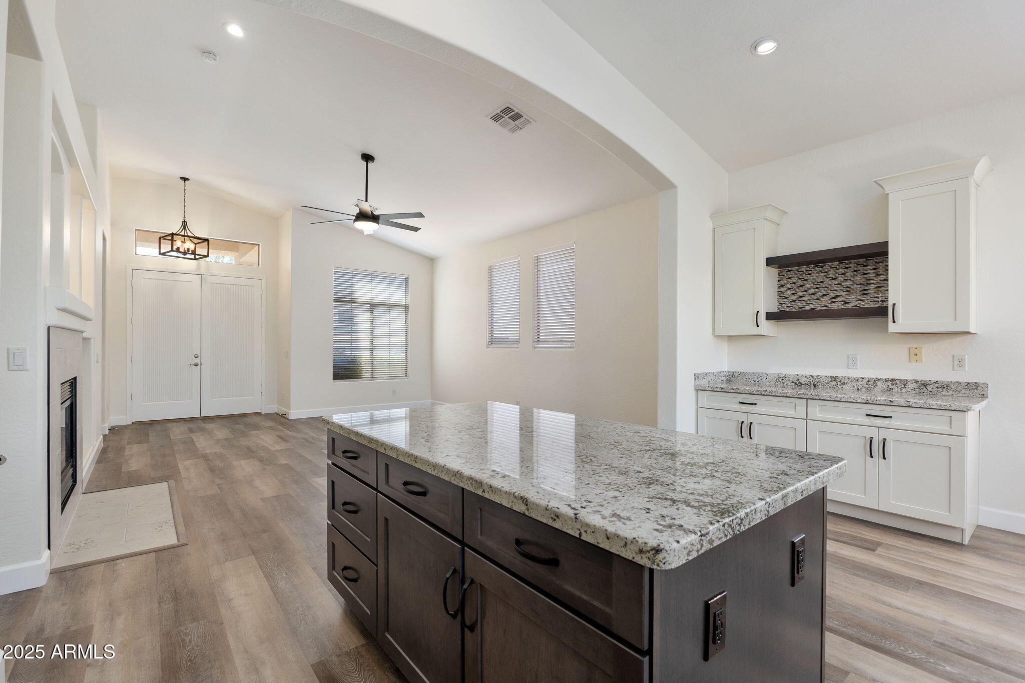 6602 West Rowel Road Phoenix, AZ 85083 - Photo 8 of 21 Kitchen 3
