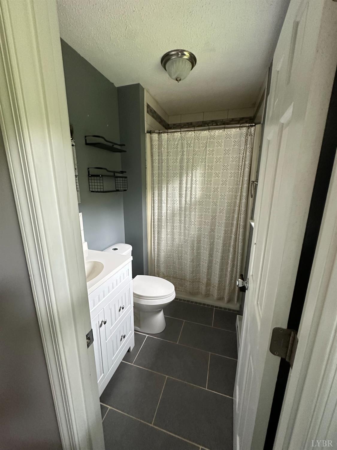 2526 Stapleton Road Madison Heights, VA 24572 - Photo 8 of 17 Gallery Image 8