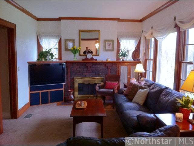 6065 Eureka Road Shorewood, MN 55331 - Photo 6 of 10