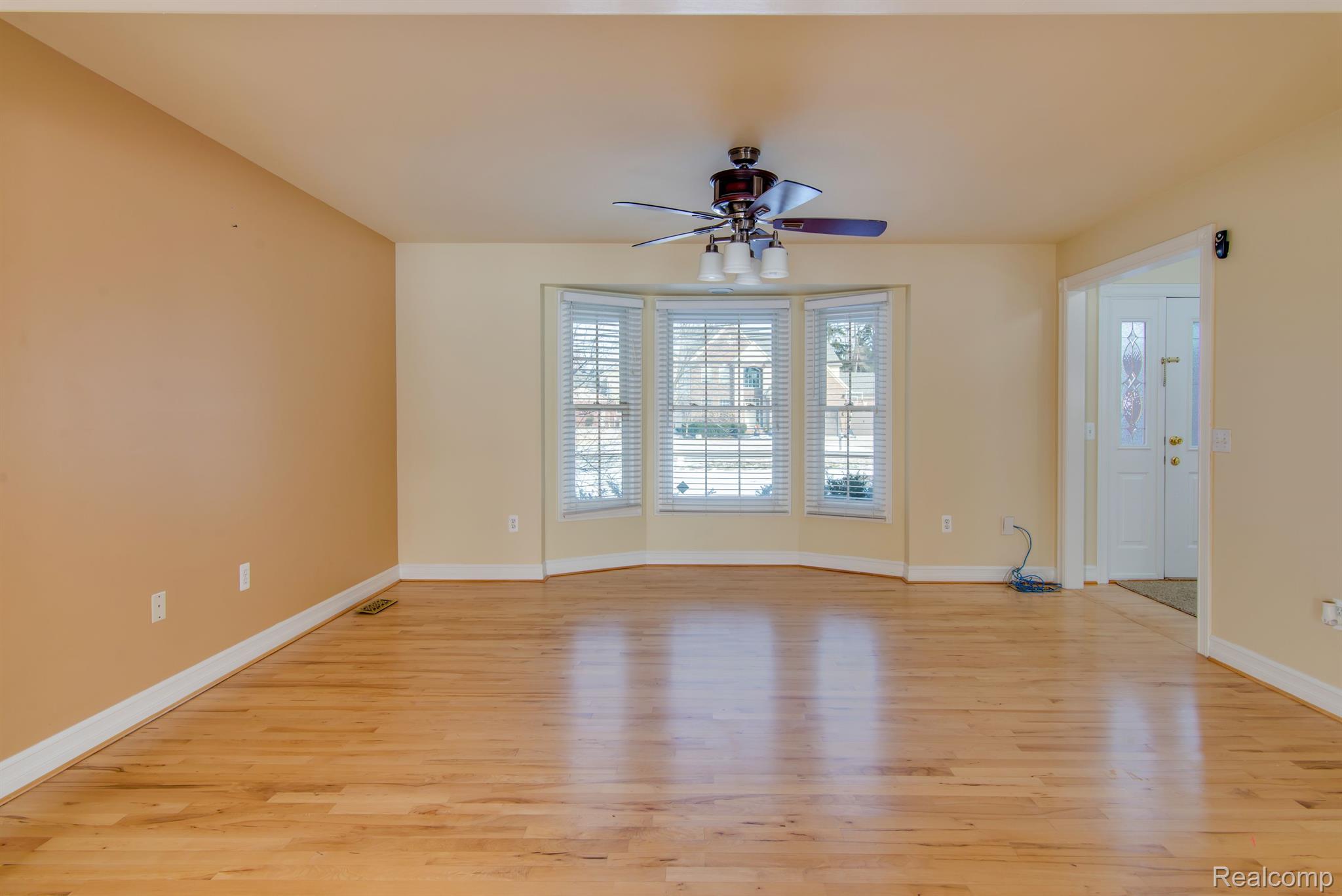 880 Michelson Road Rochester, MI 48307 - Photo 6 of 40 Gallery Image 6