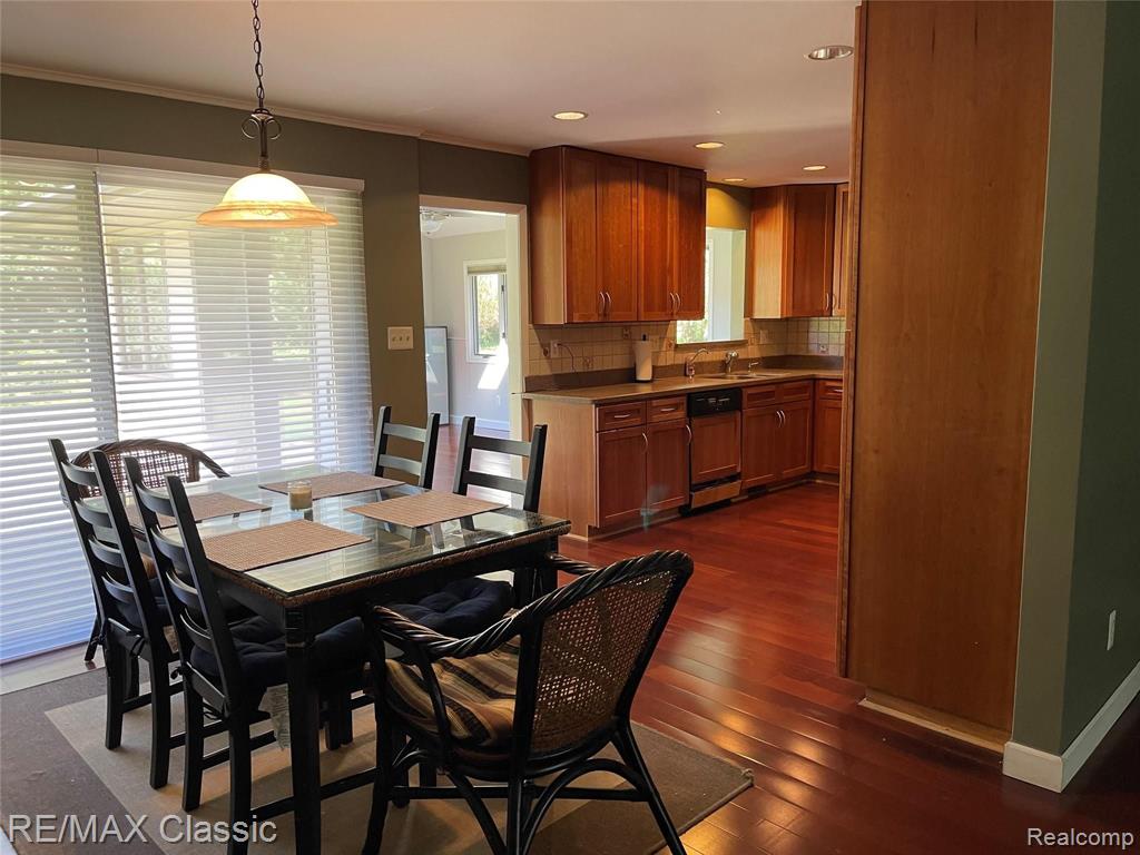 28257 Bayberry Road Farmington Hills, MI 48331 - Photo 15 of 23