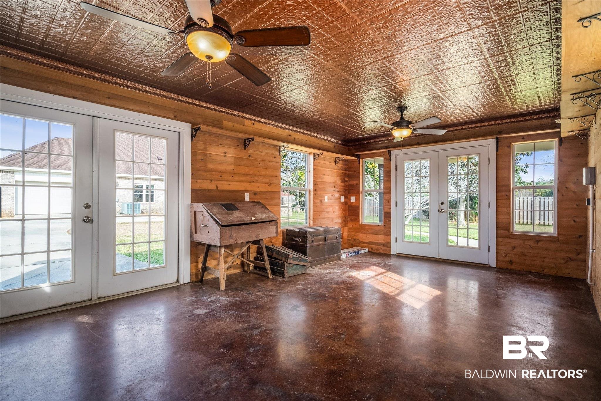 8809 Parliament Circle Daphne, AL 36526 - Photo 29 of 44 Private on site cottage
