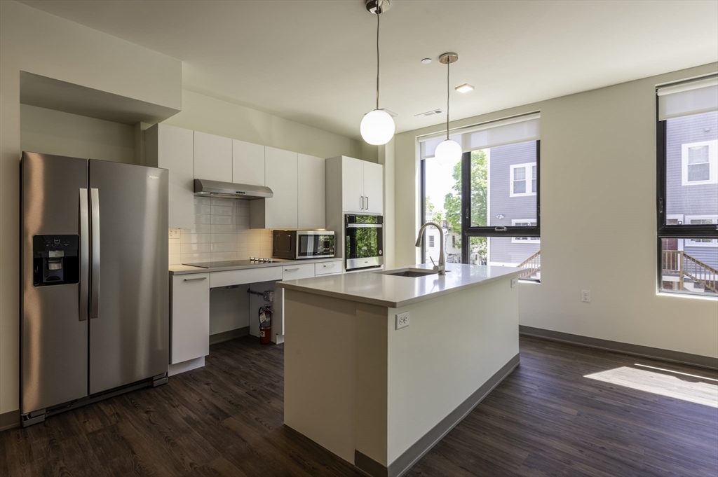 166 Main Street, Unit 209 Watertown, MA 02472 - Photo 9 of 16