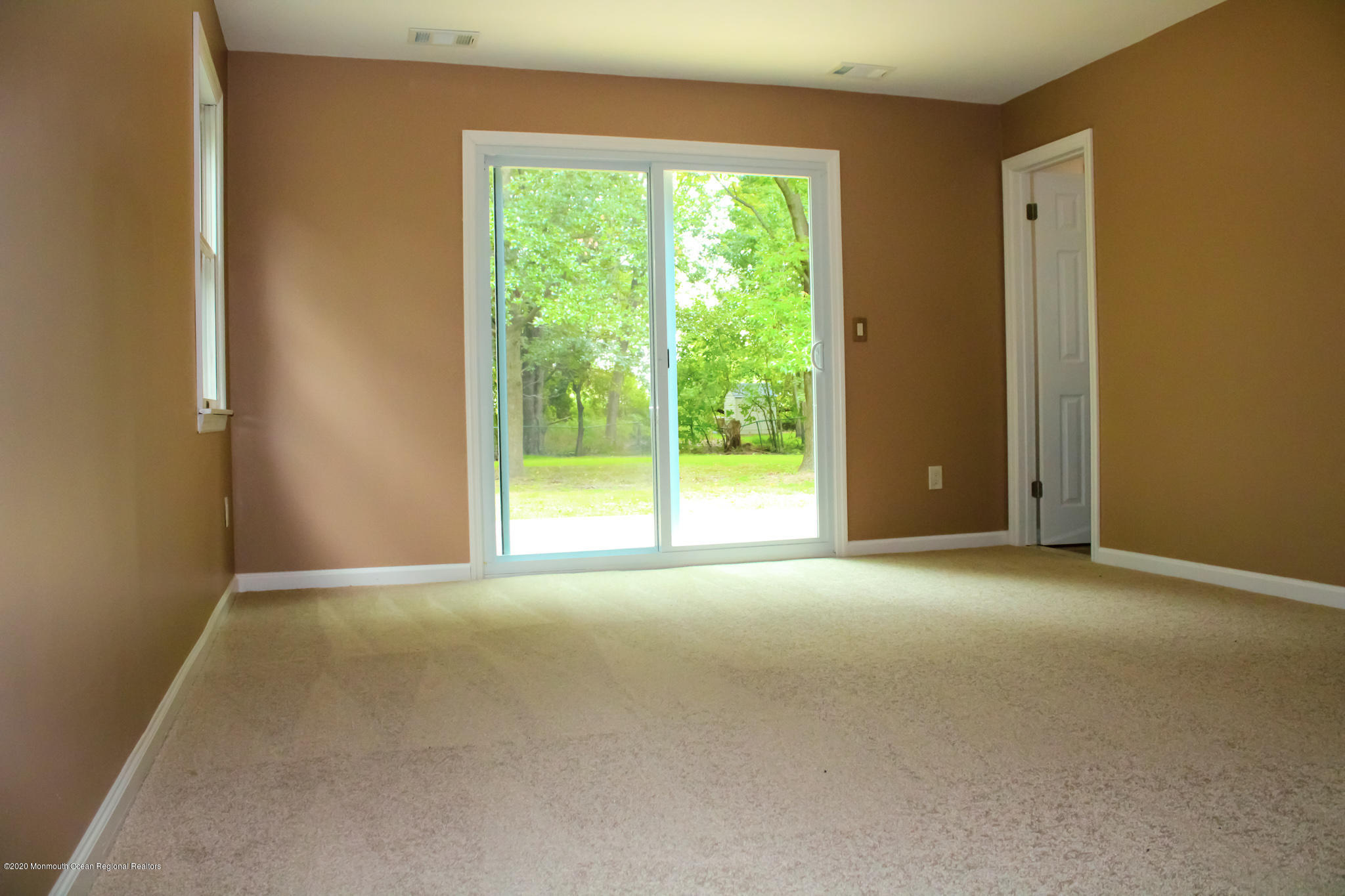 17 Carriage Road North Hazlet, NJ 07730 - Photo 9 of 18 17 FAMILY RM