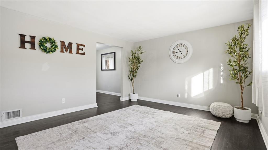 453 Amherst Avenue Coraopolis, PA 15108 - Photo 14 of 48