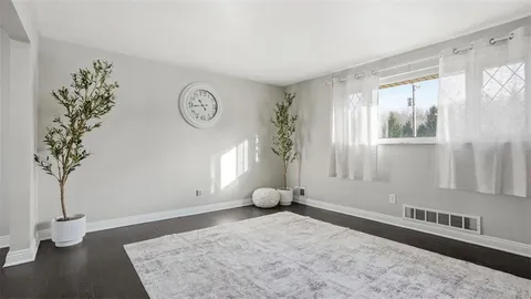 $350,000 | 453 Amherst Avenue, Coraopolis, PA 15108