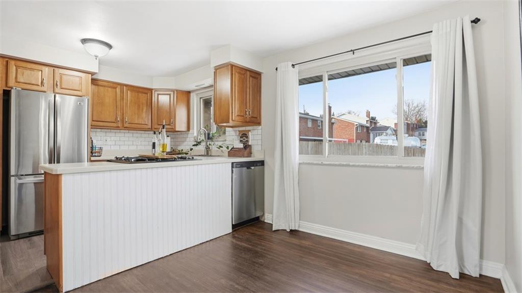 453 Amherst Avenue Coraopolis, PA 15108 - Photo 18 of 48