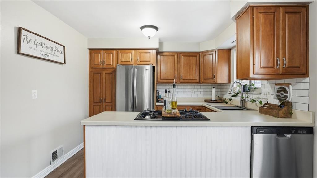 453 Amherst Avenue Coraopolis, PA 15108 - Photo 20 of 48