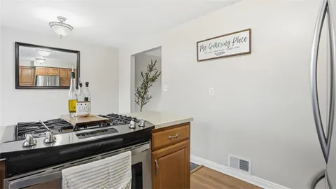 $350,000 | 453 Amherst Avenue, Coraopolis, PA 15108