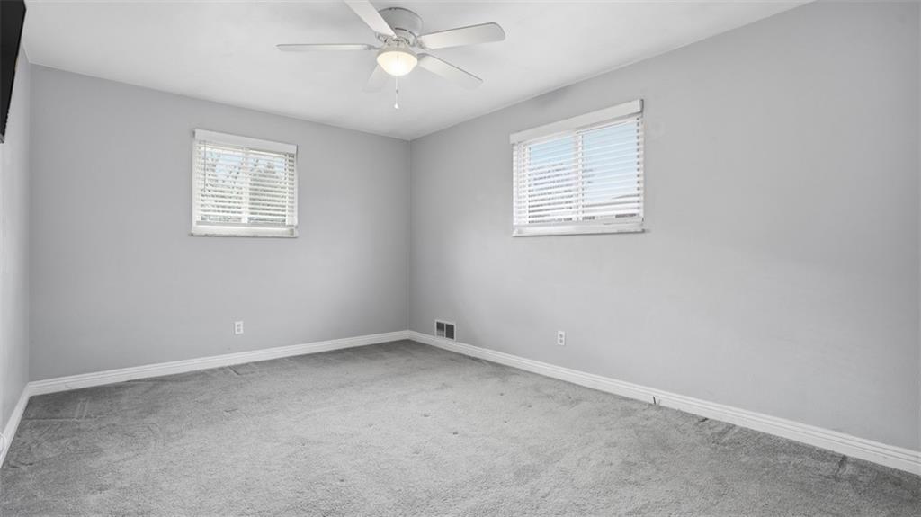 453 Amherst Avenue Coraopolis, PA 15108 - Photo 31 of 48