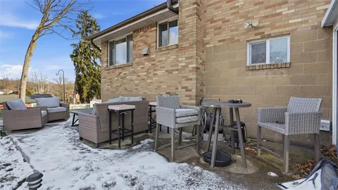 $350,000 | 453 Amherst Avenue, Coraopolis, PA 15108