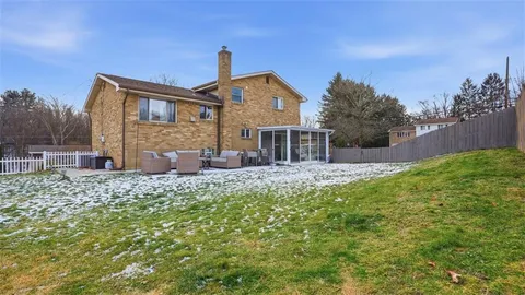 $350,000 | 453 Amherst Avenue, Coraopolis, PA 15108