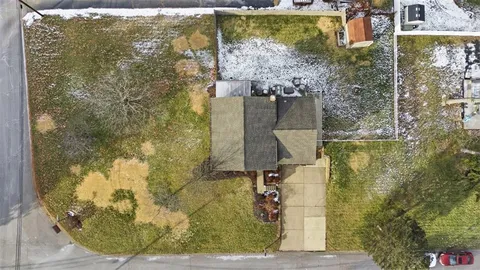 $350,000 | 453 Amherst Avenue, Coraopolis, PA 15108