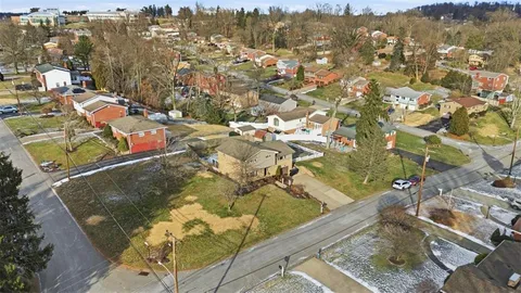 $350,000 | 453 Amherst Avenue, Coraopolis, PA 15108