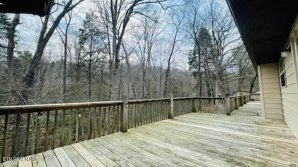 $280,000 | 2190 Baker Highway, Huntsville, TN 37756