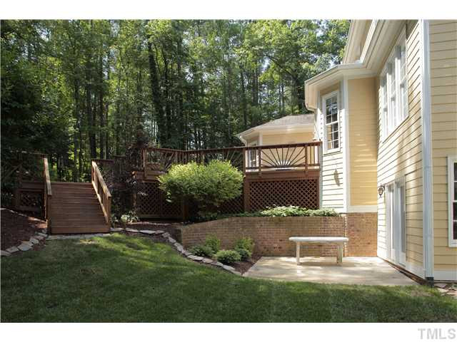 7904 Mayapple Place Raleigh, NC 27613 - Photo 22 of 24 Back Yard