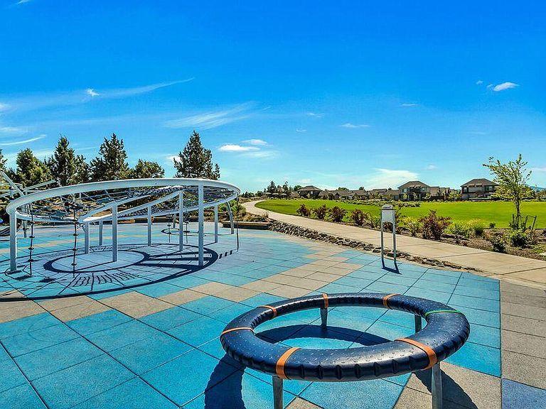 62923 Daniel Road Bend, OR 97701 - Photo 27 of 29 IMG_1847