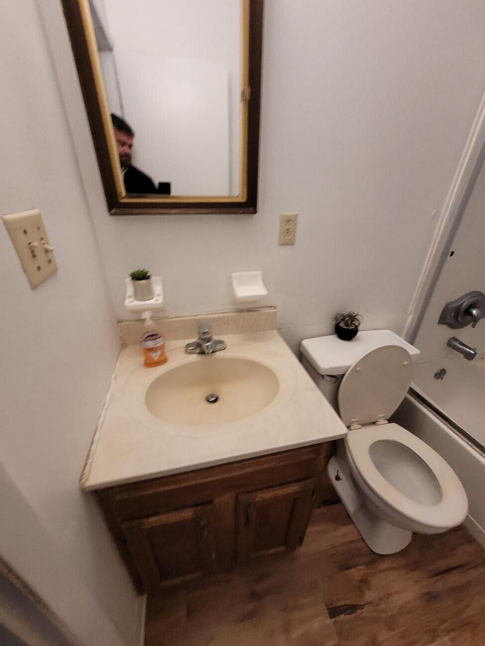 3216 Arnsby Road Columbus, OH 43232 - Photo 18 of 32 8.2 Full Bath 1st Flr