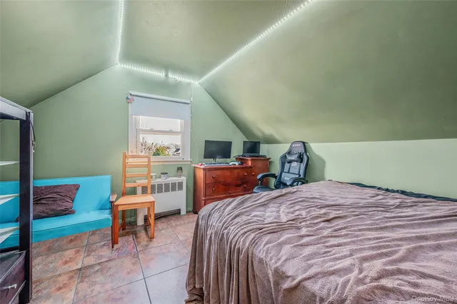 $499,000 | 360 Arcadia Drive, West Islip, NY 11795