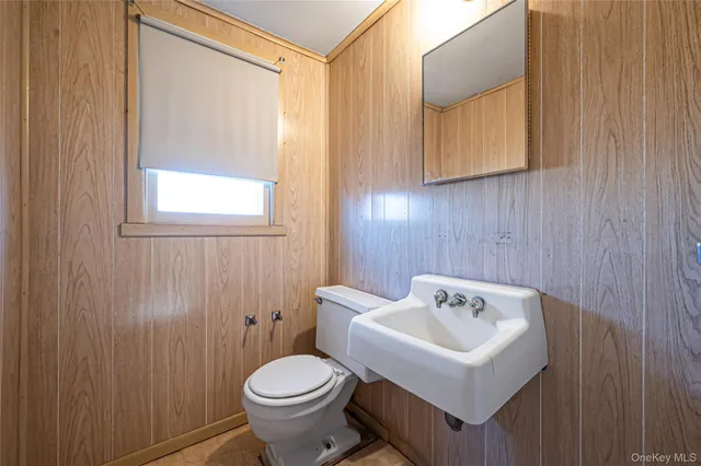 $499,000 | 360 Arcadia Drive, West Islip, NY 11795