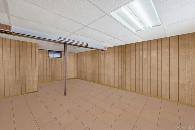 $499,000 | 360 Arcadia Drive, West Islip, NY 11795