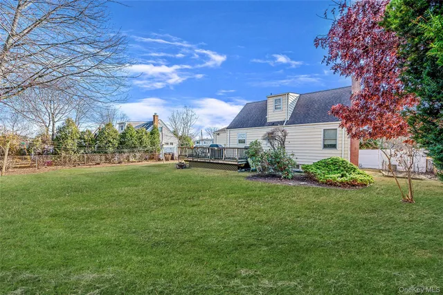 $499,000 | 360 Arcadia Drive, West Islip, NY 11795