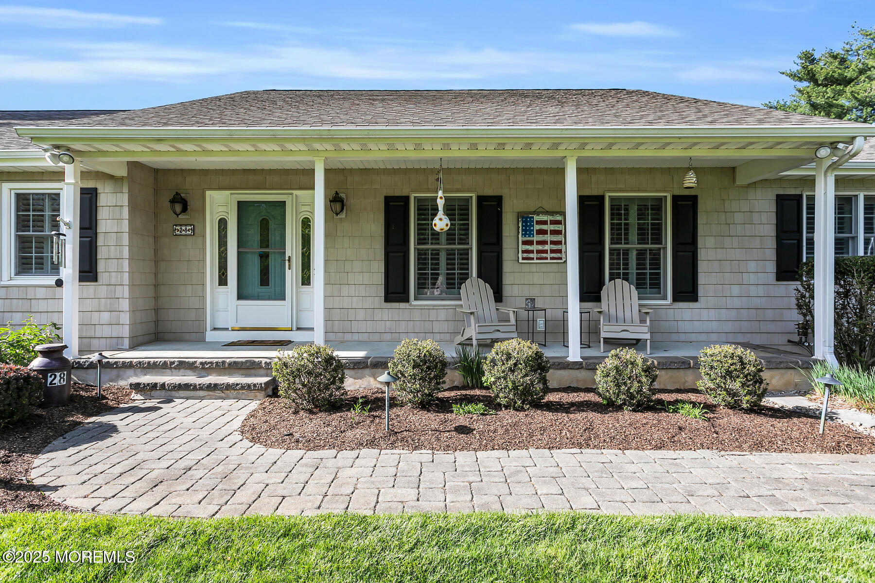 28 Colonial Terrace Colts Neck, NJ 07722 - Photo 3 of 57 4M3A96622729-020-037-1800x1200