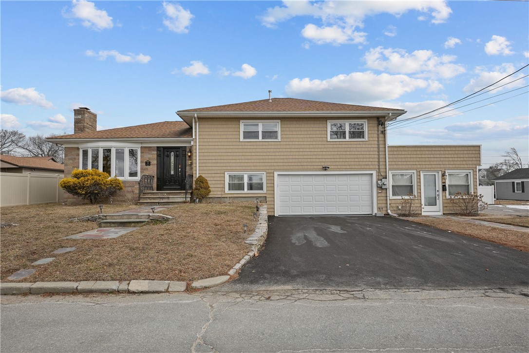 189 Kearney Street Cranston, RI 02920 - Photo 1 of 46