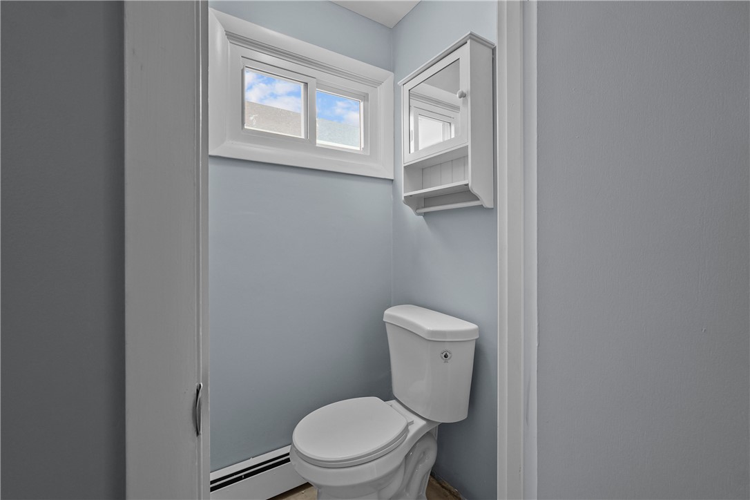 189 Kearney Street Cranston, RI 02920 - Photo 15 of 46