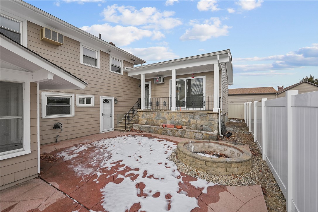 189 Kearney Street Cranston, RI 02920 - Photo 8 of 46