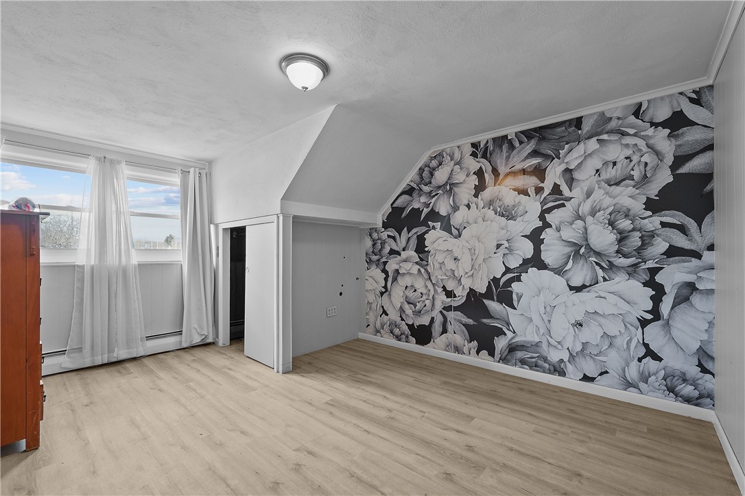 189 Kearney Street Cranston, RI 02920 - Photo 10 of 46