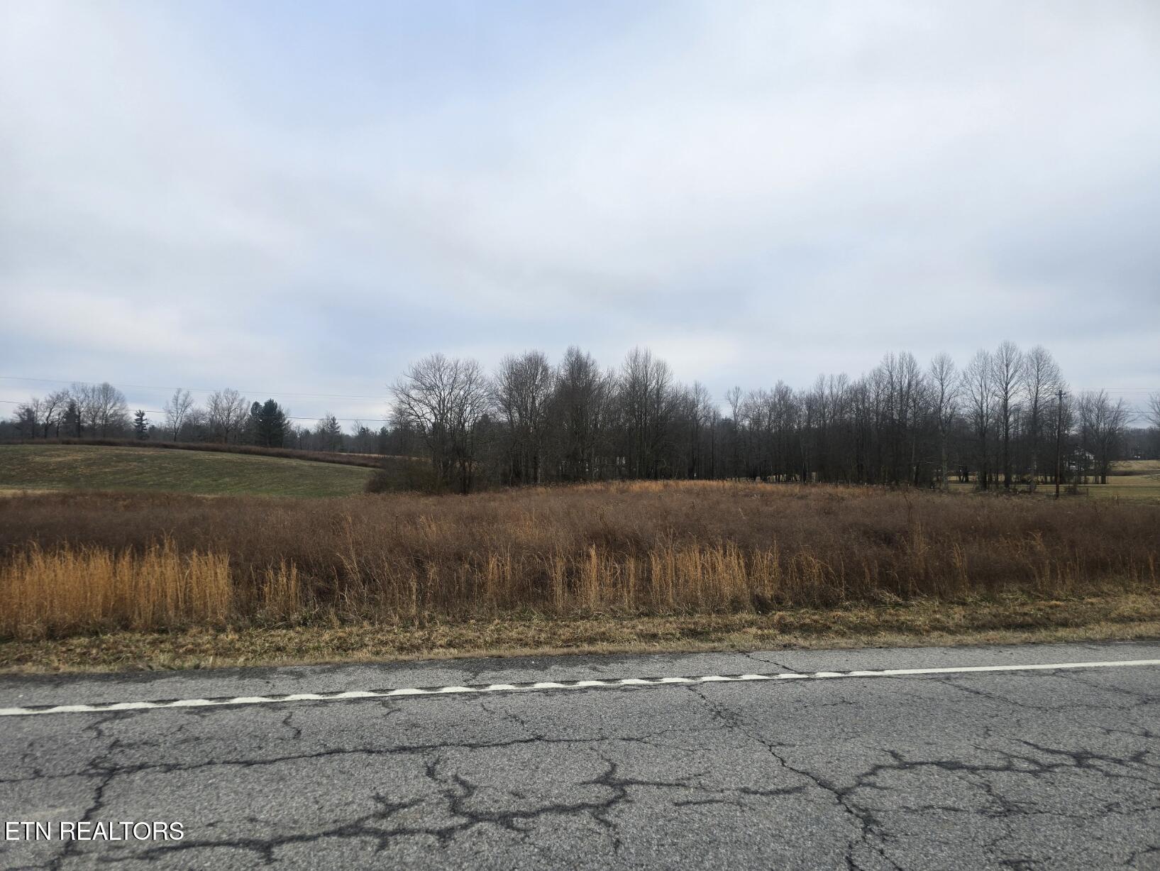 2 Rd Oneida Tn 37841 Oneida, TN 37841 - Photo 2 of 5 20260226_171857