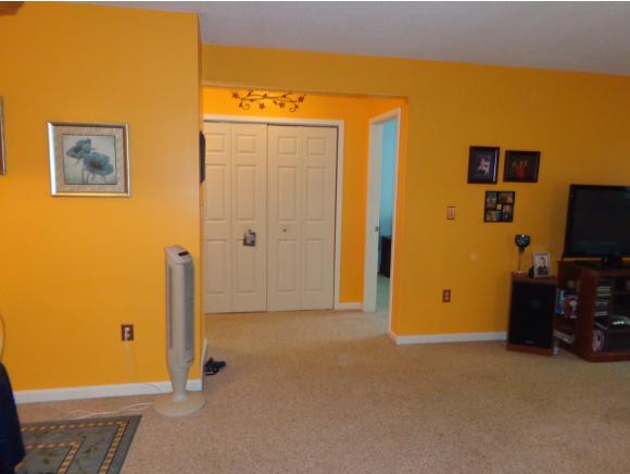 113 Cluff Crossing Road, Unit 1 Salem, NH 03079 - Photo 8 of 14 Gallery Image 8