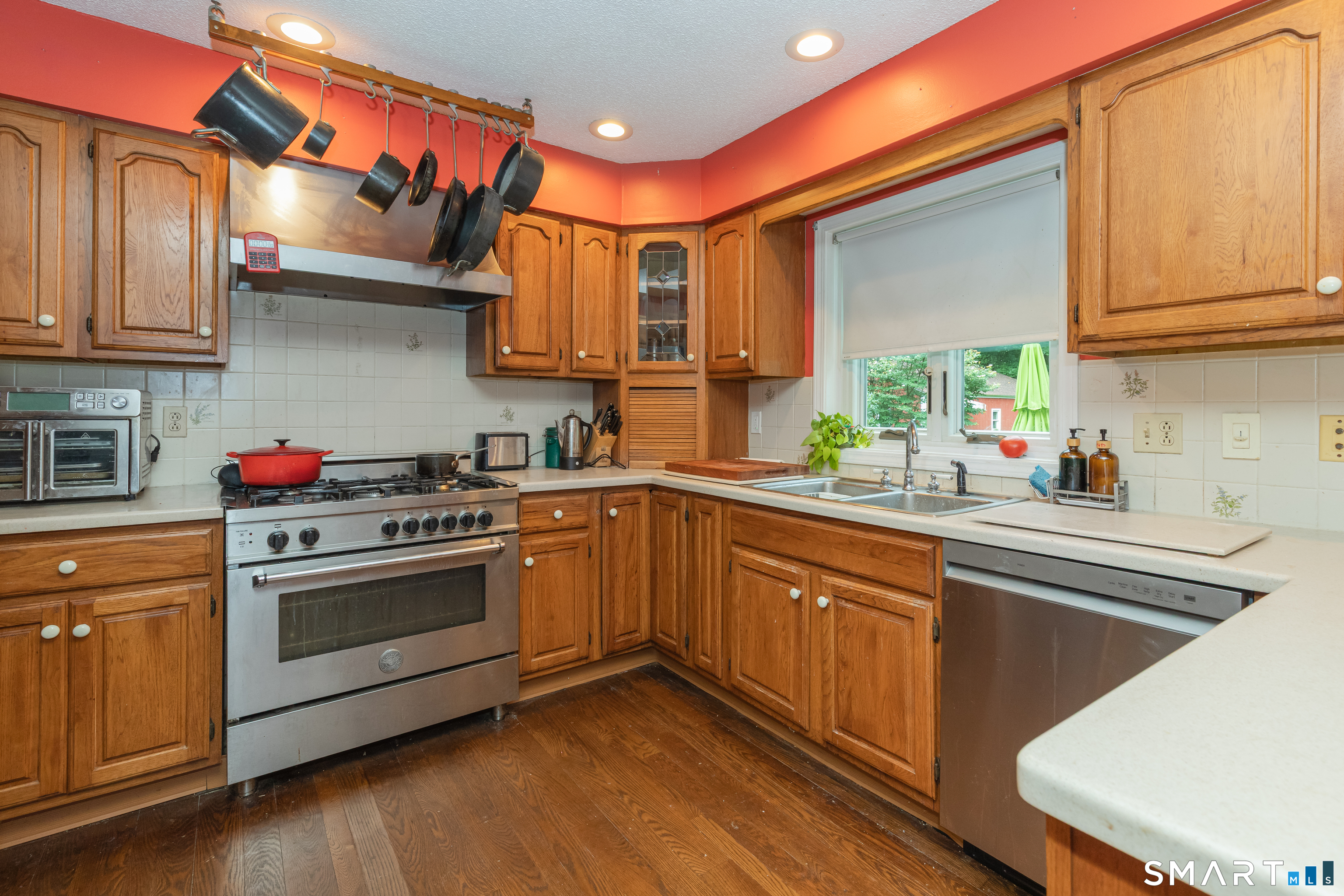 417 Chestnut Tree Hill Road Oxford, CT 06478 - Photo 21 of 39 Gallery Image 21