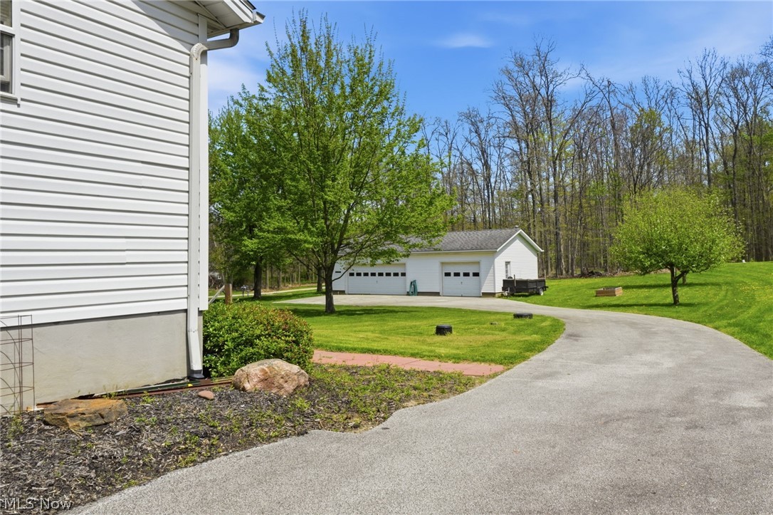 8047 Ravenna Road Painesville, OH 44077 - Photo 33 of 39