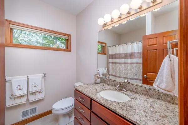 $689,900 | 6511 Dublin Drive, Stanwood, MI 49346