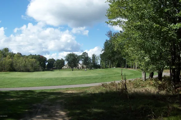 $689,900 | 6511 Dublin Drive, Stanwood, MI 49346
