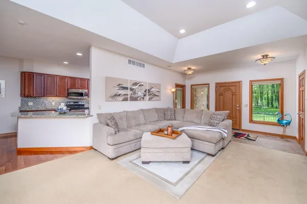 $689,900 | 6511 Dublin Drive, Stanwood, MI 49346