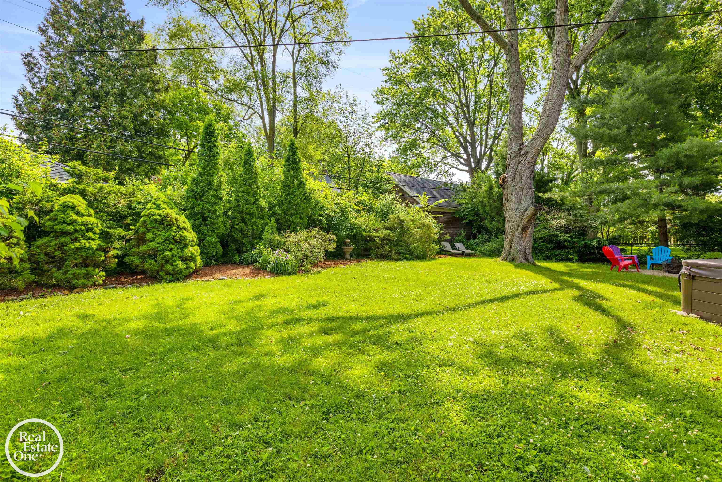 1022 Whittier Road Grosse Pointe, MI 48230 - Photo 44 of 57 50144971-192f4932-f37b-4192-abaf-73100a1d070a.JPG