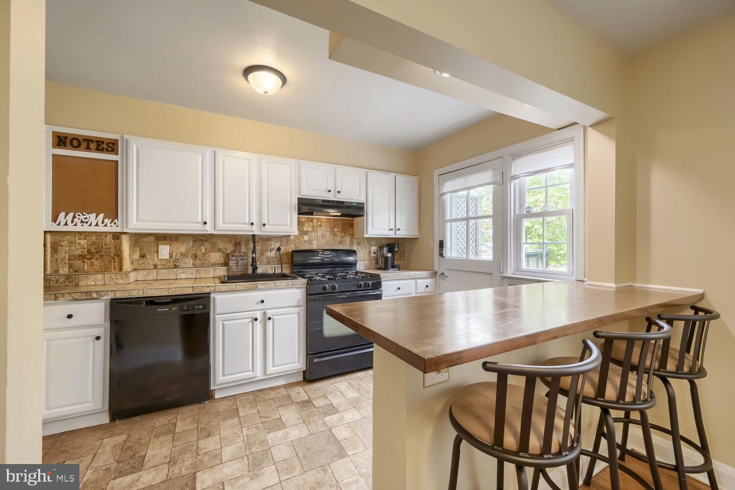 8152 Glen Gary Road Towson, MD 21286 - Photo 8 of 30