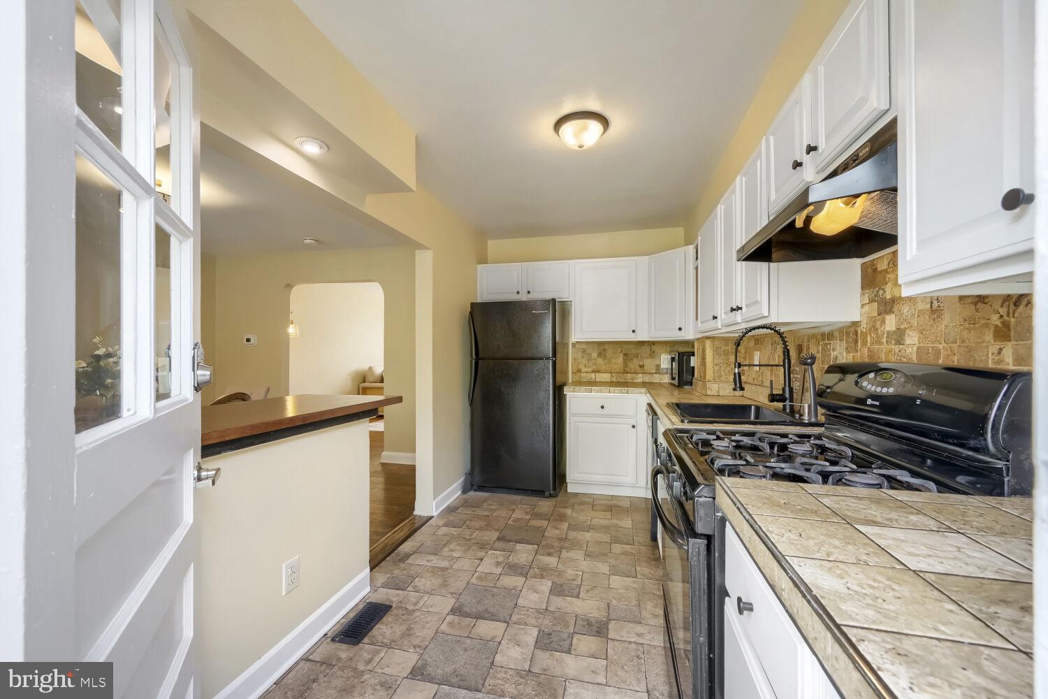 8152 Glen Gary Road Towson, MD 21286 - Photo 10 of 30