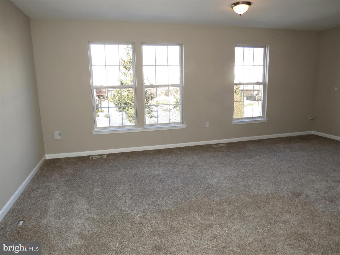 23 Saxton Road Farmingdale, NJ 07727 - Photo 15 of 36 Living Room