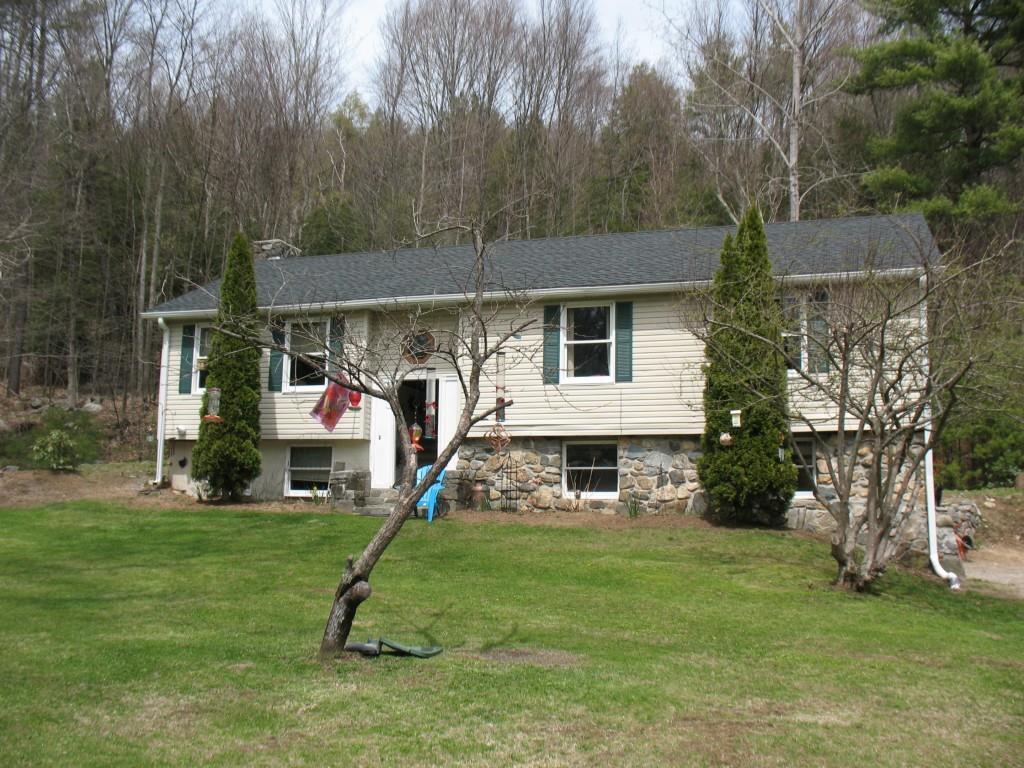 152 Danbury Quarter Road Winchester, CT 06098 - Photo 1 of 1 Gallery Image 1