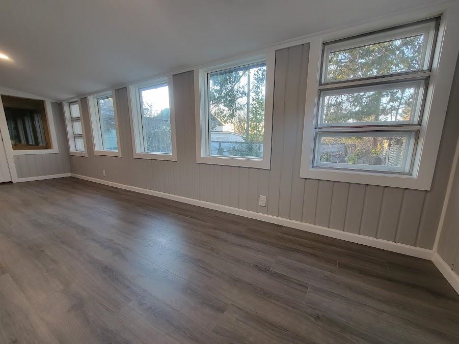 121 Lake Street Tekoa, WA 99033 - Photo 9 of 23