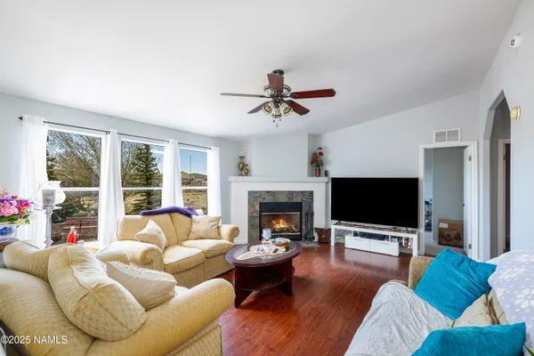 $579,000 | 8015 Elise Way, Flagstaff, AZ 86004